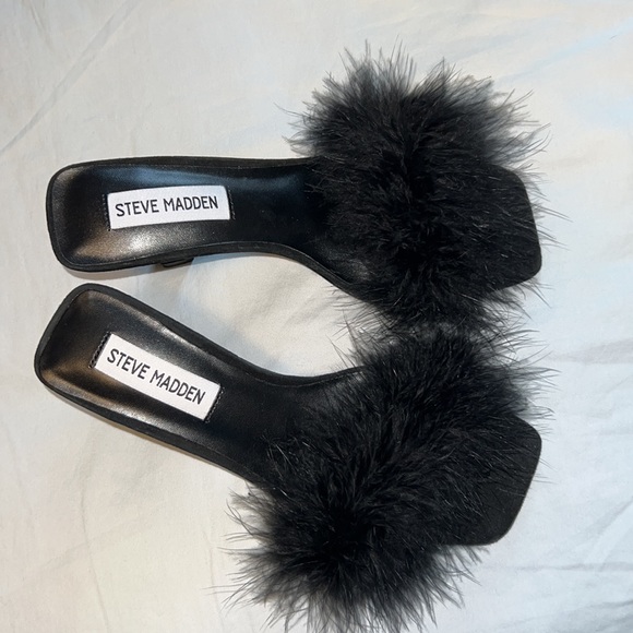 Fluffy heels - Picture 2 of 4